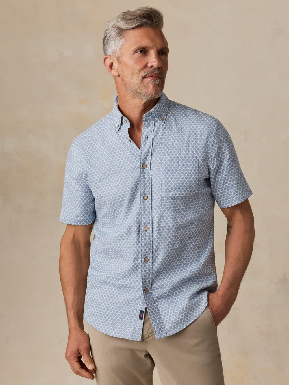 Faherty Short-Sleeve Breeze Shirt - Fishscale Redux Men’s Size Large